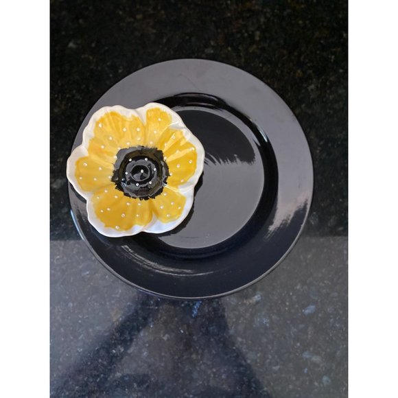 Dip and Chip Floral Plate - Picture 2 of 6